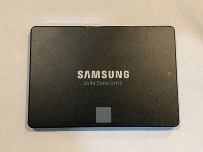Samsung V-NAND 850 EVO 500GB 2.5'' SATA Internal SSD MZ-75E500