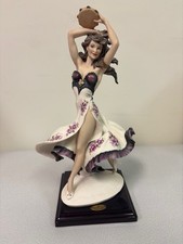 Giuseppe Armani Gipsy Gypsy Queen Dancer w/ Tambourine Statue 13” Figure Italy