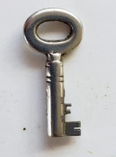 Antique Hollow Barrel Steamer Trunk Chest Cabinet Lock Key #547A