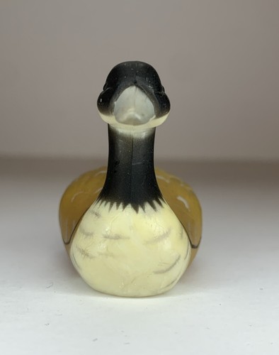 Statuina vintage in plastica oca canadese 3,5” x 1,75” - Foto 4 di 10