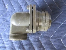 NEW AMPHENOL MS3108A-10S ANGLE CIRCULAR CONNECTOR PLUG Size 23, 7-POS