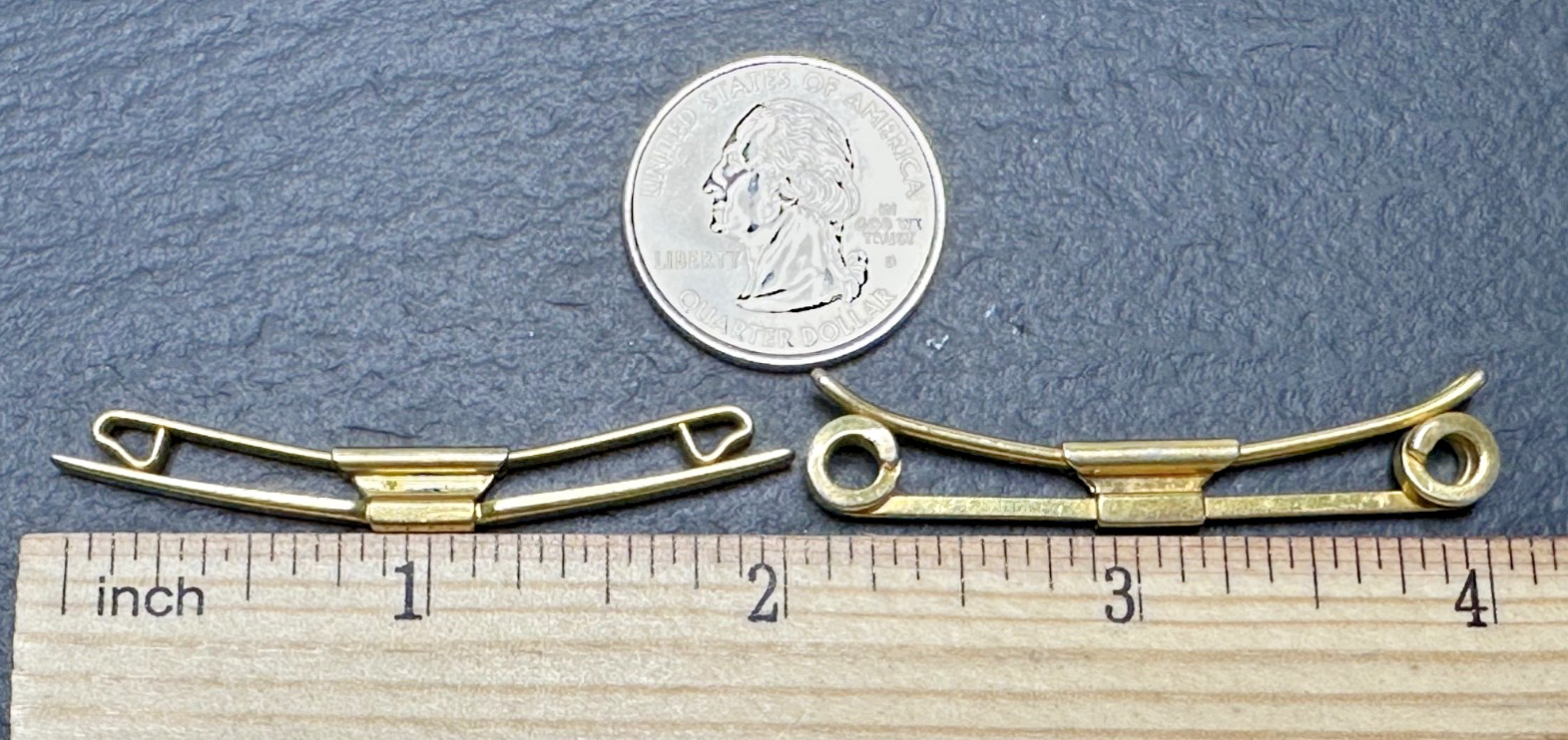 TWO VINTAGE SWANK GOLD TONE COLLAR BAR CLIPS M220