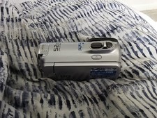 Samsung Digital Full HD Camcorder HMX-F80 52x Optical Zoom