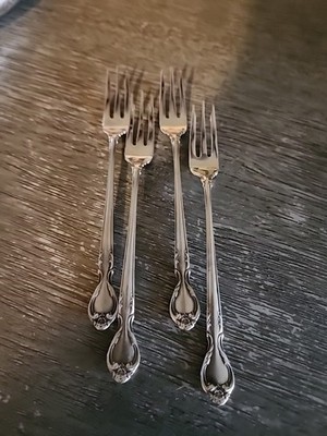 4 Cocktail Appetizer Forks Lyon International Queen's Fancy Flatware Stainless 