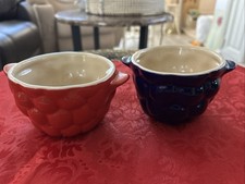 Le Creuset Set Petite Strawberry & Blueberry Mini Cocotte Stoneware No Lids