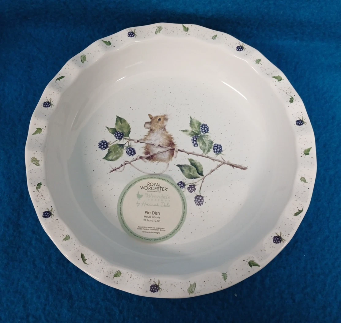 Royal Worcester Wrendale Designs Ceramic 10" Pie Dish - Mouse on Blackberries