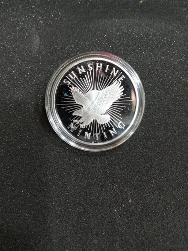 Sunshine Silver Eagle Round .999 1 Troy oz. Fine Silver  Mint Condition