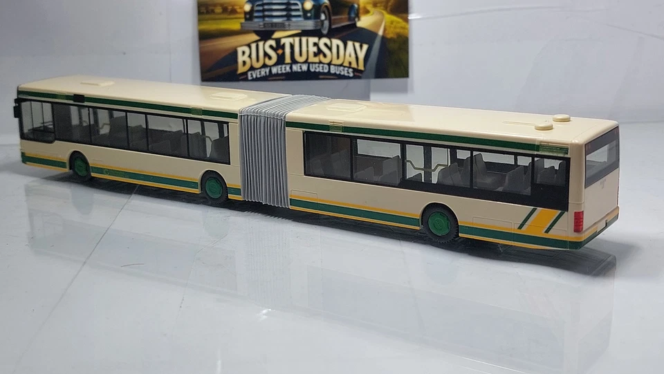 Rietze MAN NG 313 GöVB Göttingen 1. Version 1/87 (BD25/30) - Bild 2 von 4