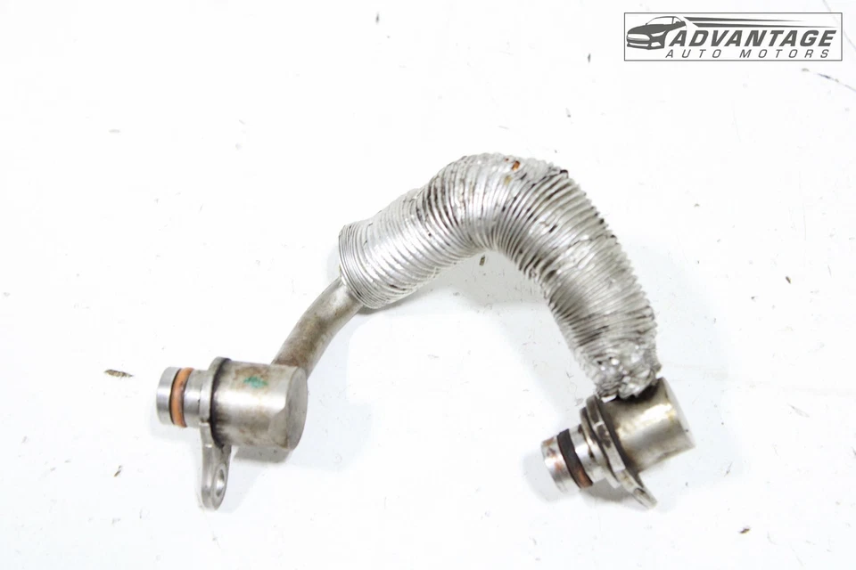 BMW 320I XDRIVE 2013-2018 2,0 L turbo refrigerante salida de agua tubo línea OEM Foto 3 de 4