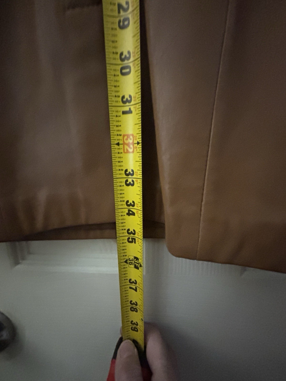 Foto 16 di 19