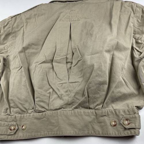 Trav from Street Etiquette writes a bit about his vintage Banana Republic safari jacket – Put This On Trav from Street Etiquette writes a bit about his vintage Banana Republic safari jacket – Put This On