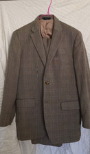 tommy hilfiger 2 piece suit 100% wool jacket 38R and 30R trousers