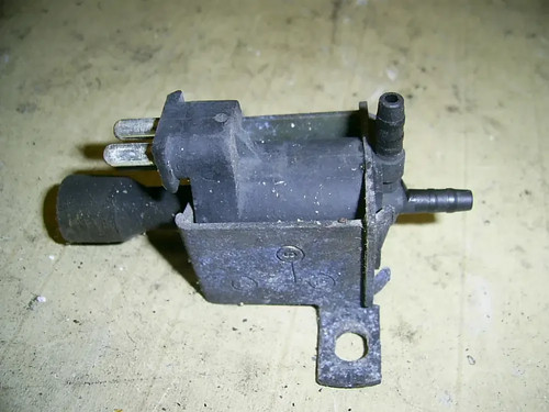 Mercedes-Benz C126 /W126 560 SEC (5) MAGNETVENTIL Ventli 0015407097