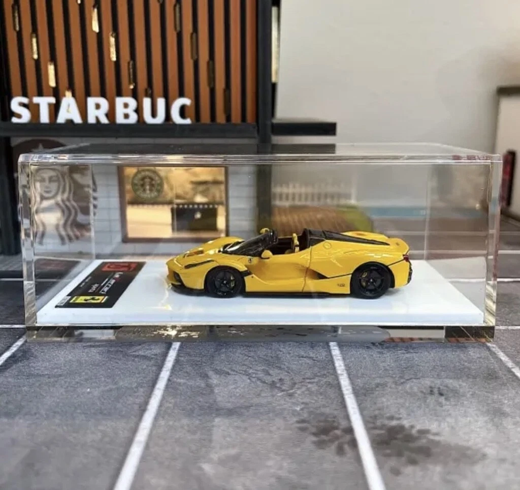 DMH 1:64 Yellow Laferrari Aperta Convertible Sport Model