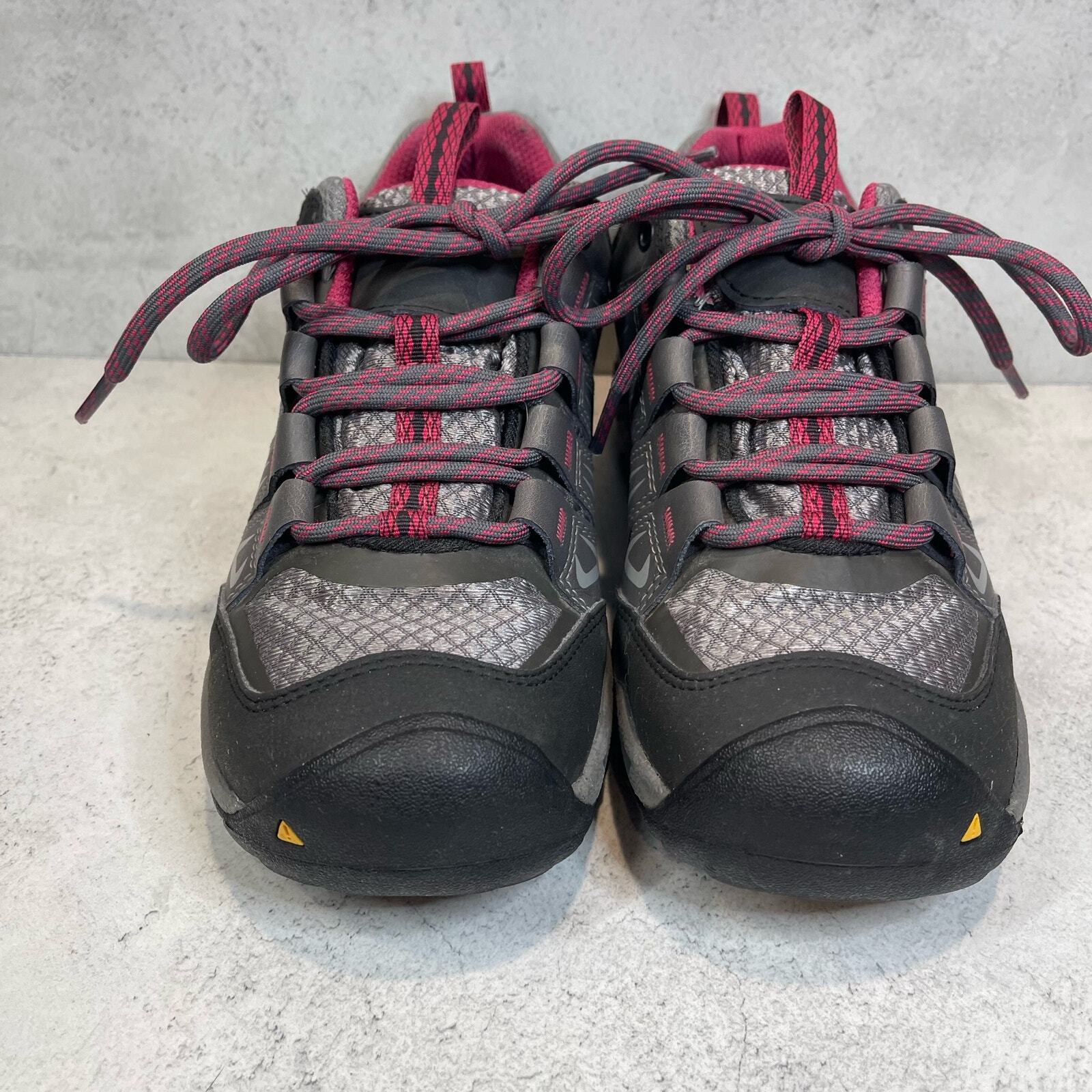 Scarpa da trekking impermeabile Keen Oakridge da donna taglia 6 5 US