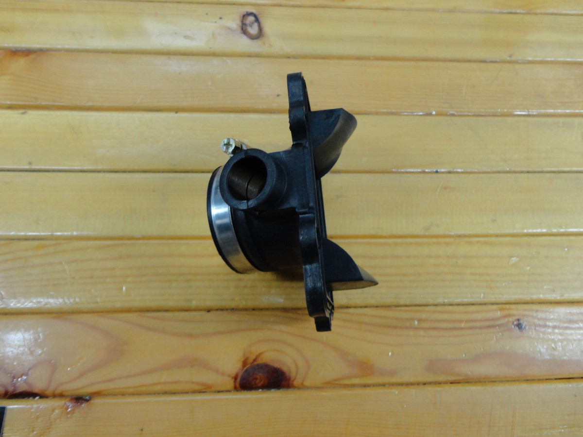 SKI DOO CARBURETOR FLANGE/SOCKET OEM #420867860 MXZ FORMULA 500