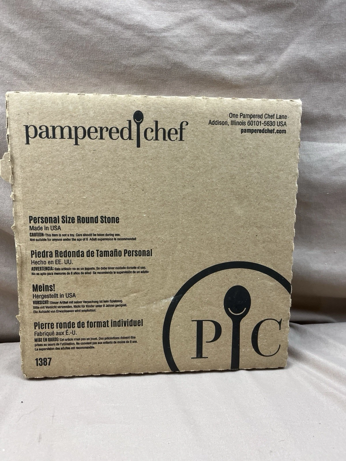 Pampered Chef Personal Size Pizza 9” Round Stone 1387 Made in USA NIB New