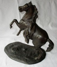 alte Bronzefigur Skulptur aufb&auml;umendes Pferd mit Tuch 8,3kg 37 cm H&ouml;he (114179)