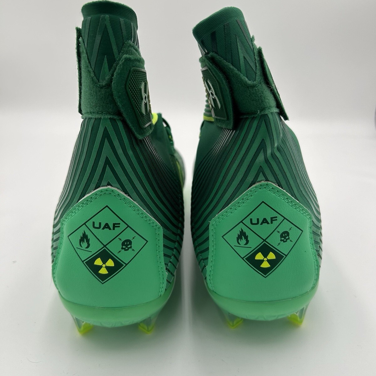 Under Armour Highlight MC Football Cleats Men\'s Size 10.5 Green High Top 3023716 Under Armour Highlight MC High Green Football Cleats  main image 3