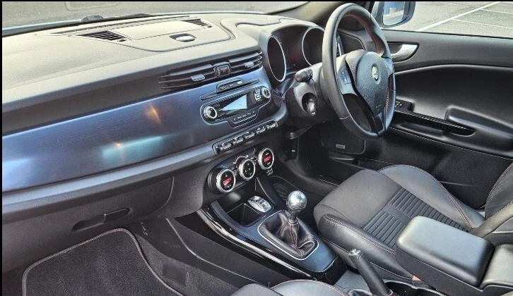 Dash Mat to suit ALFA ROMEO GIULIETTA [940] hatch (3/2010 to 2021) by Shevron - image 2 of 4