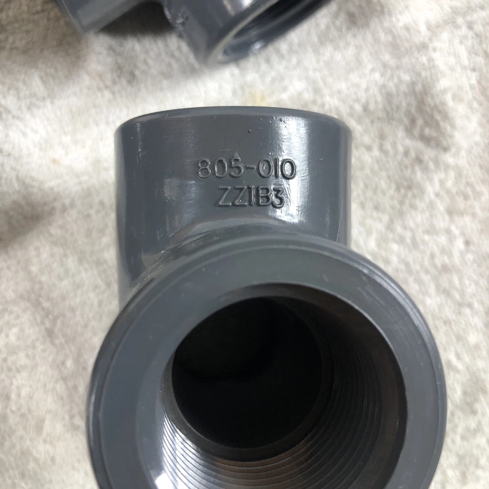 Lot of 3 Spears 805-010 CPVC Tee Schedule 80 1" FNPT x FNPT x FNPT 805-010 (4160 - Image 4 of 4