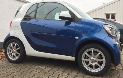 Kompletträder fürs Auto mit 15 Goodyear Aluminium