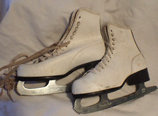 VINTAGE Royal Canadian SCM ICE SKATES Blade made in Canada