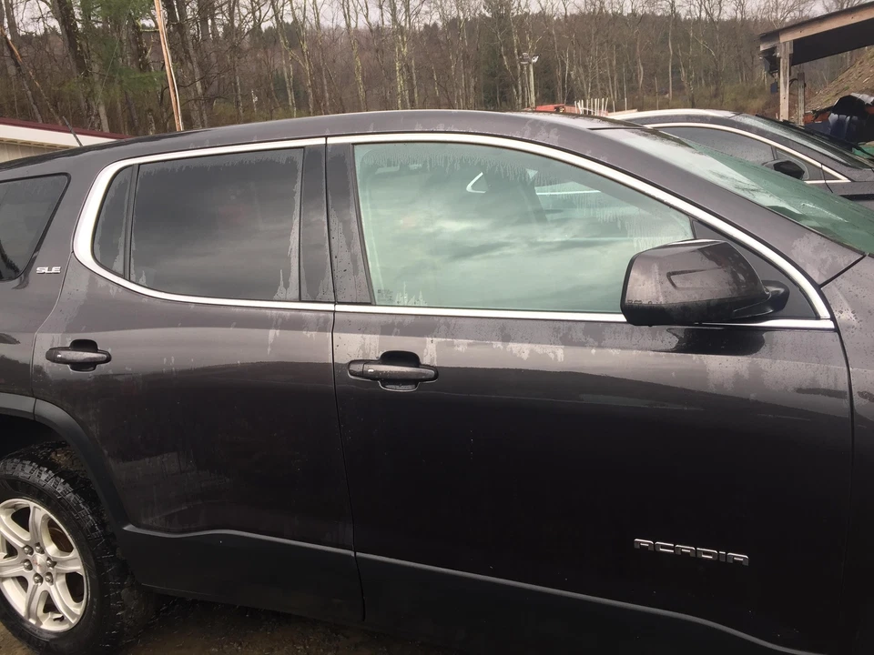 Radiator GMC ACADIA 17 18 19 20 21 22 23 Foto 4 de 4