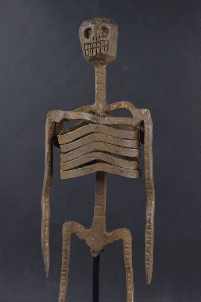 Statue / fétiche africain tiv du Nigéria en fer BP037 - Photo 2/4