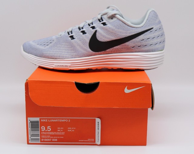 light grey nike running shoes