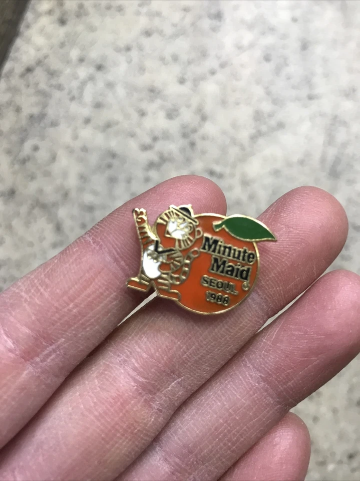 Prendedor sombrero patrocinador Minute Maid Hodori 1988 Juegos Olímpicos de Corea de Seúl - ¡Envío rápido! Foto 2 de 4