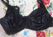 Vintage Vassarette Black Signature Lace Second Skin Bra Size 38C Style 75-153