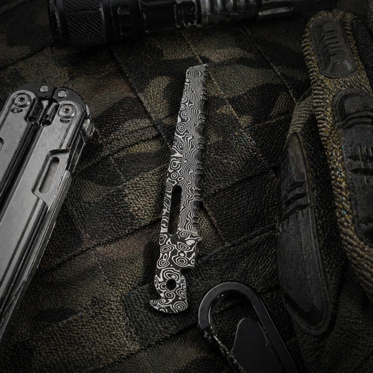 Custom VG10 Damascus (Serrated)Blade for Leatherman FREE P2/P4/ARC – CNC, 60HRC