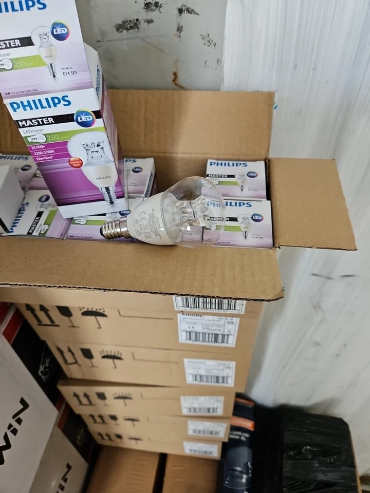 10x Philips Mas LEDluster 4W E14 SES - Image 4 of 4