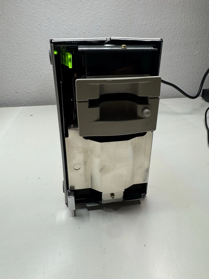 Nikon Super CoolScan LS-4000 ED w/ MA-20 Slide Mount Adapter - TURNS ON - Image 2 of 4