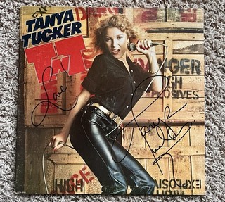 Tanya Tucker autographed “ TNT” Lp Jsa Certified