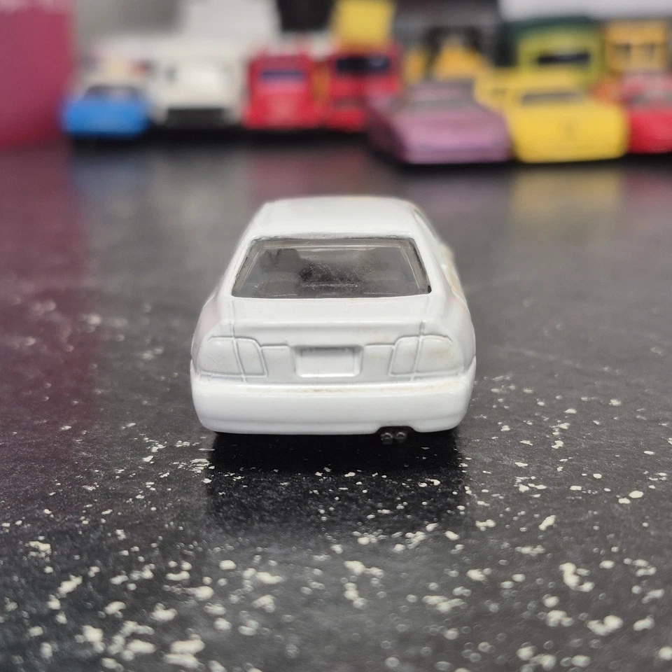 Raro coche Honda Accord blanco sedán de metal fundido a presión Maisto escala 1:64 Foto 3 de 4