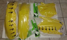 KIT PLASTICHE SUZUKI RM 125 250 2001 2002 01 02 KIT 4 PZ COLORE ORIGINALE