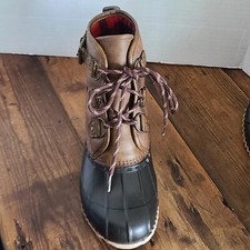 Maurices Kylie Short Duck  Boot Size 9M Women...