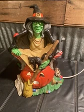 Vtg Halloween Witch Sitting On Pumpkin Night Light Lamp Ceramic Byron Molds 1972