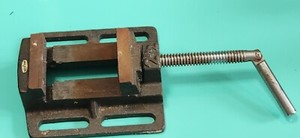 Milling / Grinding Machine 3” Vise Stamped 2-1/2". Bolt To Bench , Wall , Truck