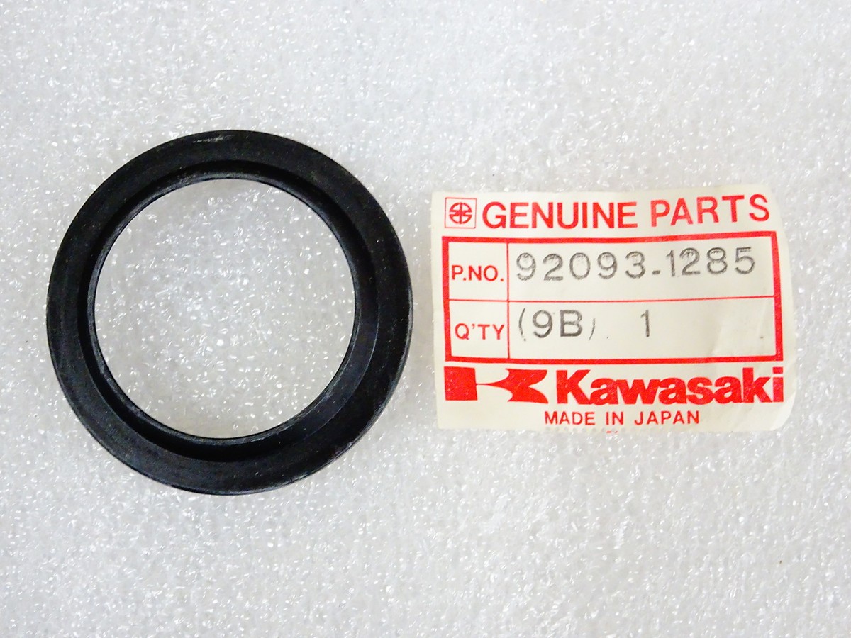 num Kawasaki NOS NEW 92093-1285 Seal Washer 6.3x13x1 ZX ZX750