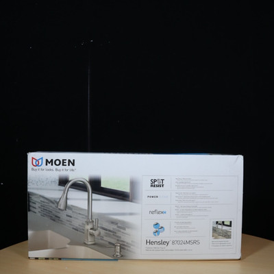 Moen Hensley Spot Resist Stainless Pull-Down Sprayer Kitchen Faucet