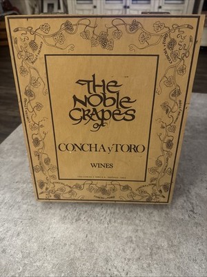 Vintage The Noble Grapes Of Concha y Toro Wines Wooden Box Empty Display Piece