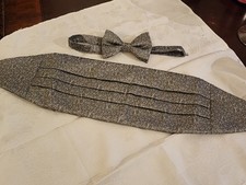904. Cumberbund And Bow Tie Set. Pleated Gray And Silver. Worn Once.