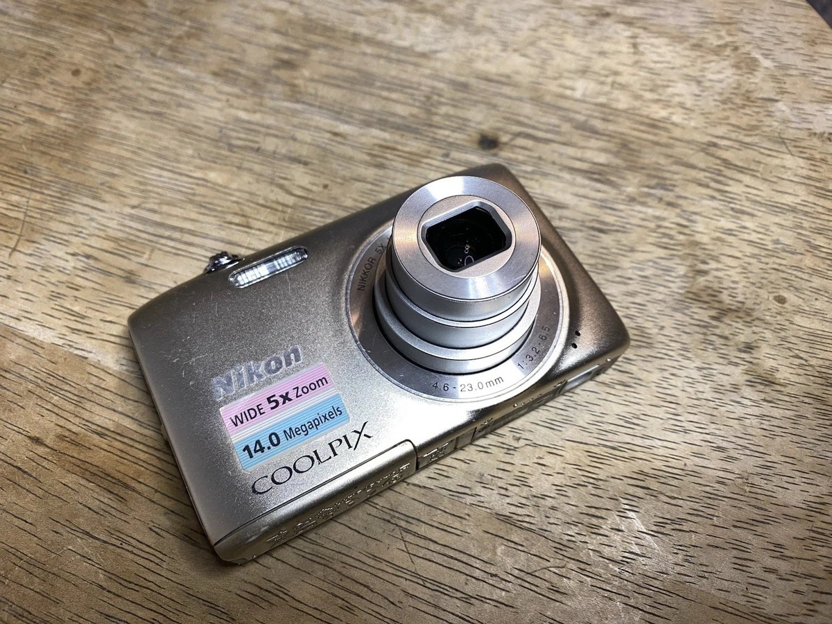 【美品・スマホ転送OK】ニコン NIKON COOLPIX S3100 シルバー Amazon.com : Nikon COOLPIX S3100 14 MP Digital Camera with 5x