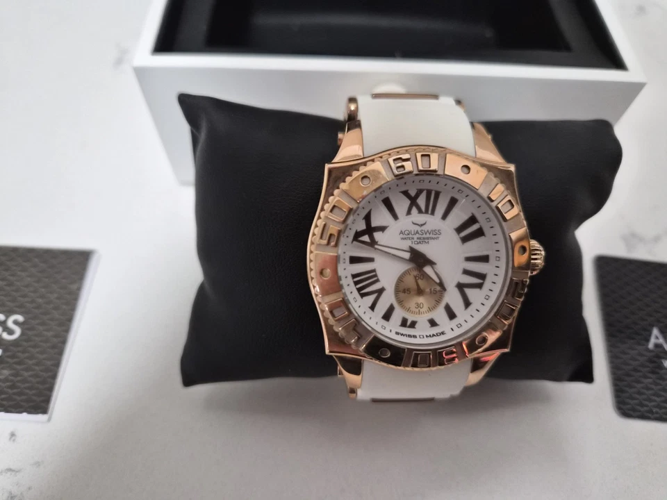 Reloj Swissport G Acero Oro Rosa Correa Blanca (Único - RARO) Foto 2 de 4