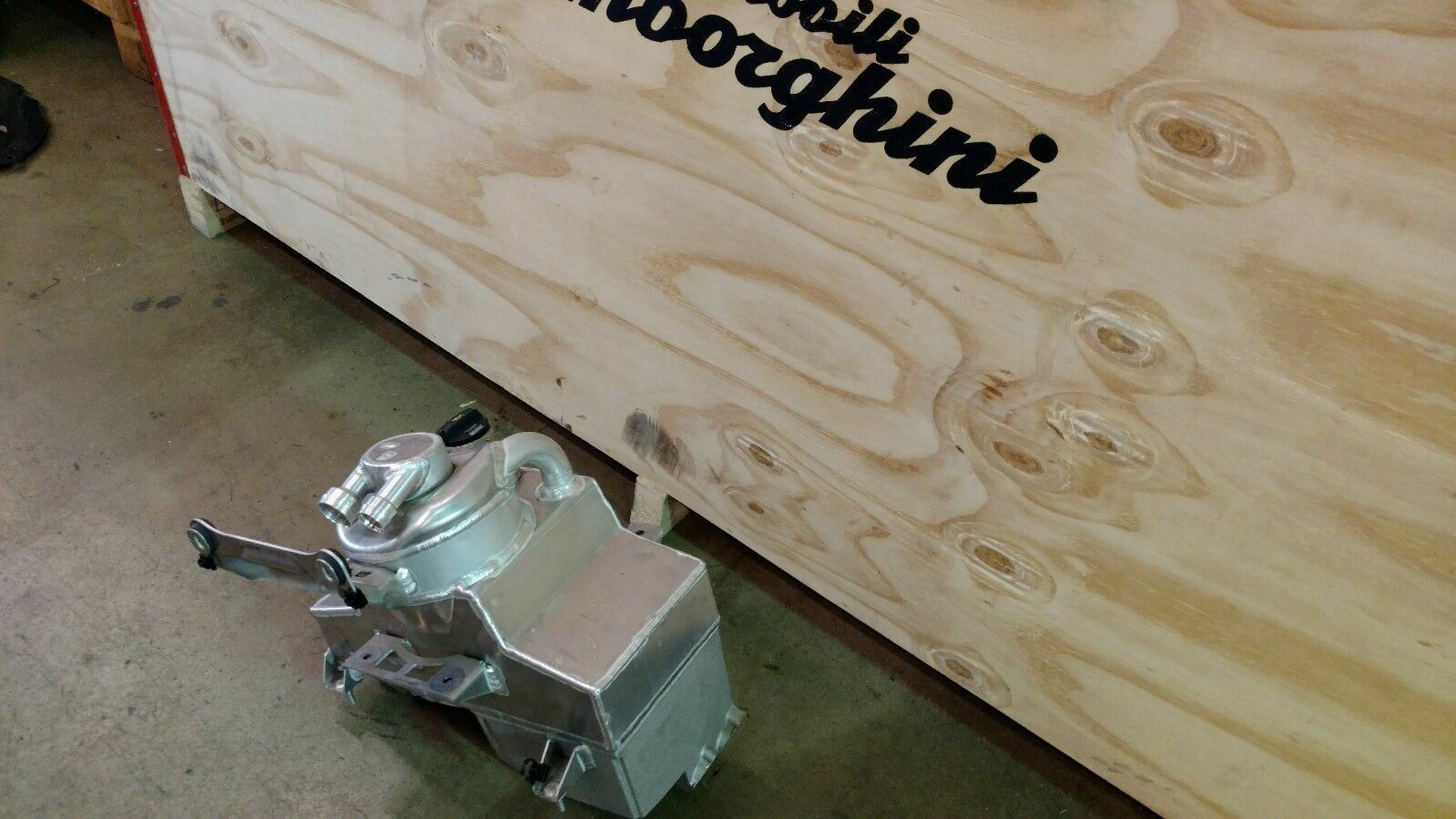 LAMBORGHINI HURACAN OIL RESERVOIR SUMP TANK OEM 4S0115373A