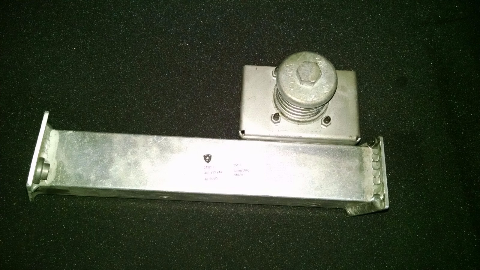 Lamborghini Gallardo, RH Upper Rear Bumper Rebar Bracket, P/N 400813244