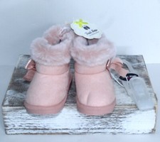 First Steps Stepping Stones Faux Fur Pink Boot Booties Size 3 6-9 Months
